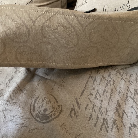 Dooney & Burke 1975 Tan Canvas Slouch type purse - Picture 5 of 5